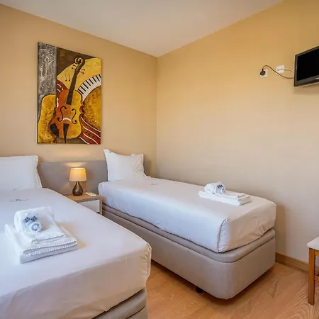 Appartement Modern With Pool, Jacuzzi And Gym #1984 *