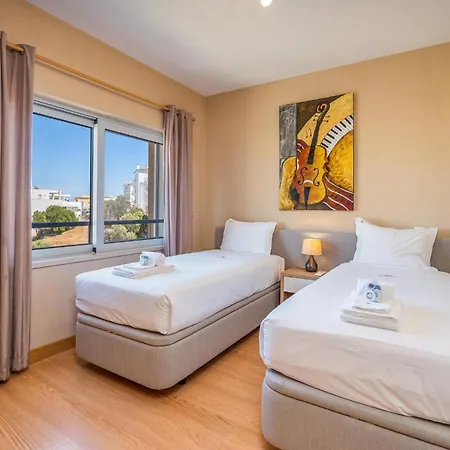 Modern With Pool, Jacuzzi And Gym #1984 Lagos