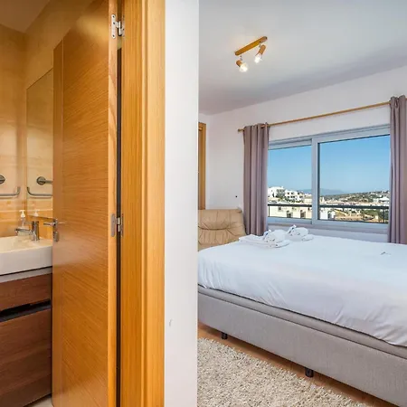 Modern With Pool, Jacuzzi And Gym #1984 Appartement *