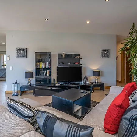 Appartement Modern With Pool, Jacuzzi And Gym #1984 *