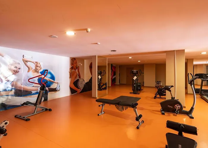 Modern With Pool, Jacuzzi And Gym #1984 *