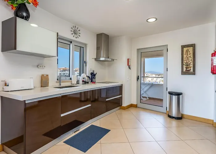 Modern With Pool, Jacuzzi And Gym #1984 Lägenhet *