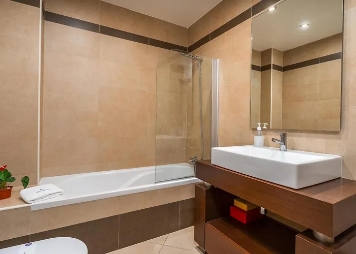 Lägenhet Modern With Pool, Jacuzzi And Gym #1984