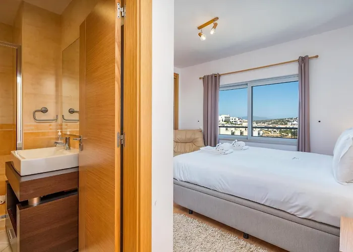 Modern With Pool, Jacuzzi And Gym #1984 Lägenhet *