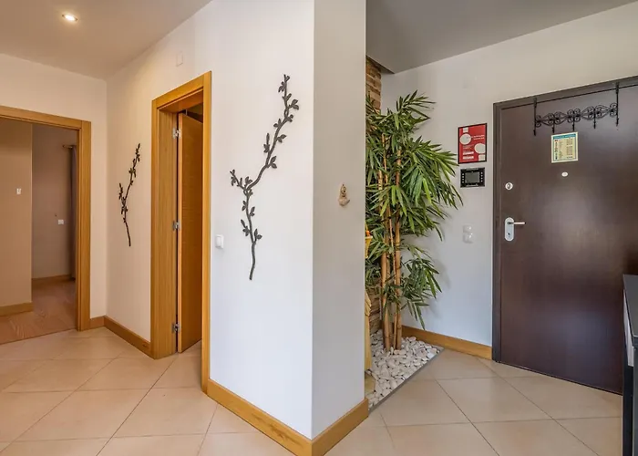 Modern With Pool, Jacuzzi And Gym #1984 *